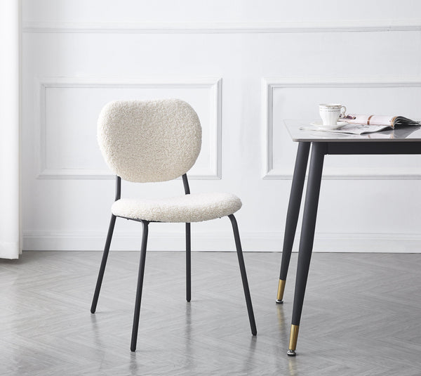 Set di 2 sedie scandinave in metallo con riccioli bianchi