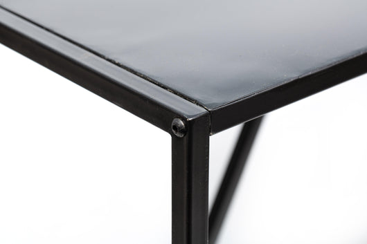 Console in metallo nero in stile industriale